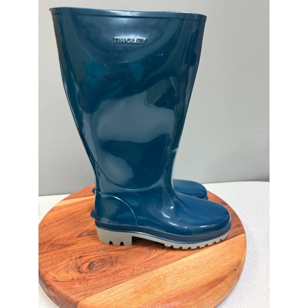 Tingley rubber rain